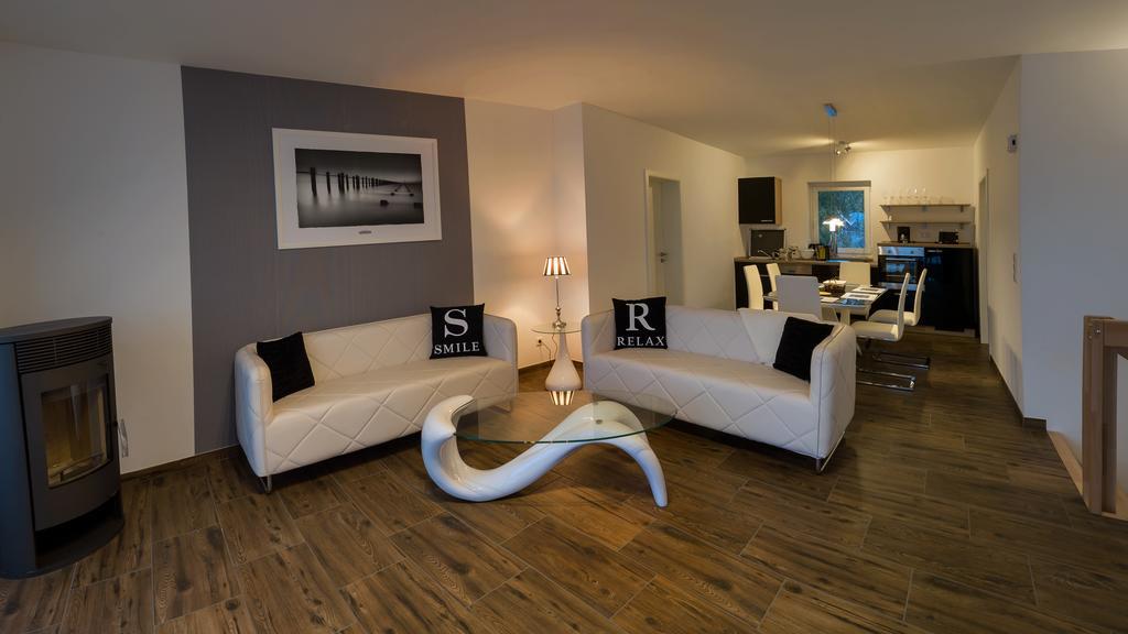 Charming Apartments Am See Bad Saarow Room photo